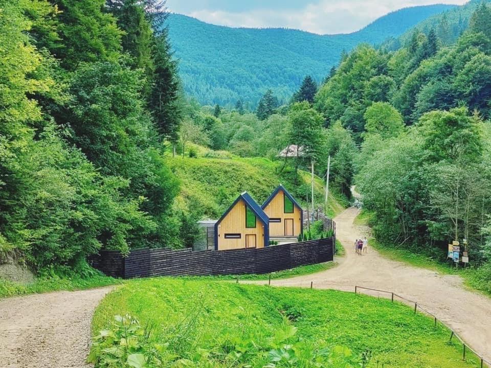 Bagriwood Lodges Yaremche Exterior foto
